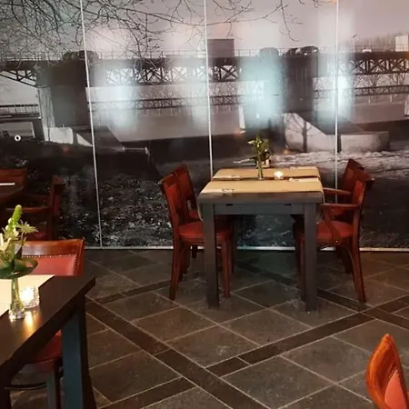 Hotel De Harmonie 3*